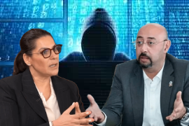 ✅ منير ليموري يعلن تضامنه مع فاطمة الزهراء المنصوري ويدعو إلى تجنب التضليل والتجريح